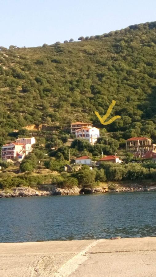 Christina'S Loft Apartment Agia Efimia Exterior photo